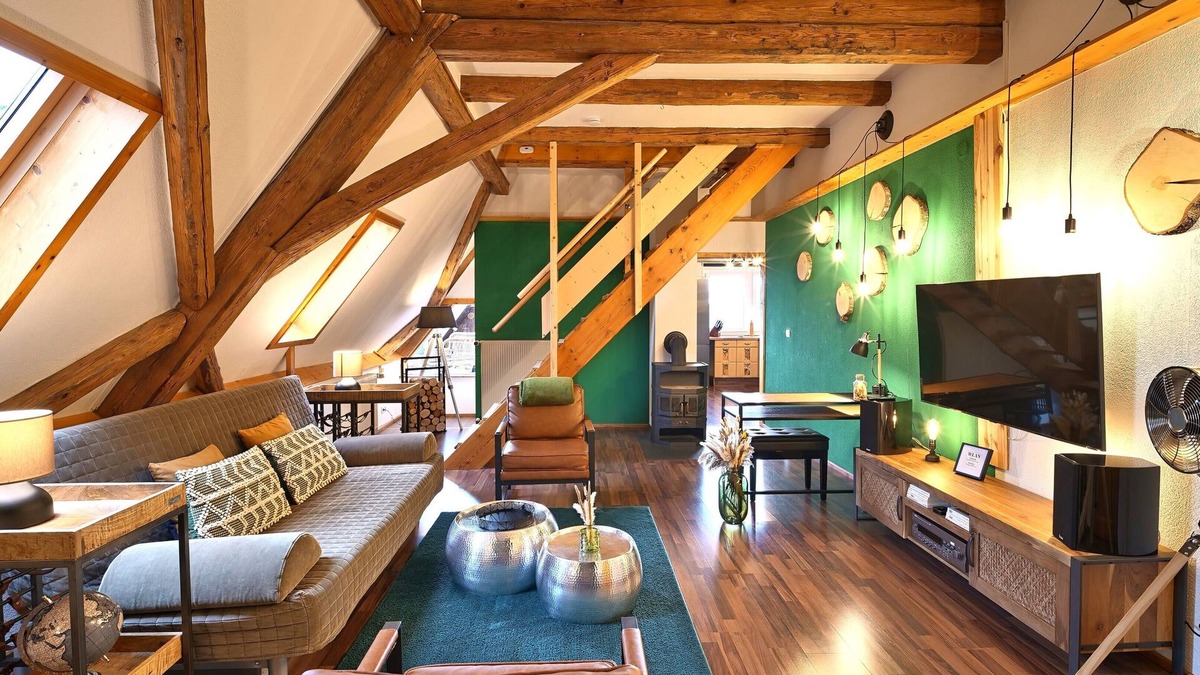 Fluorn Apartment | Green Loft Black Forest/120 sqm/roof balcony - music corner