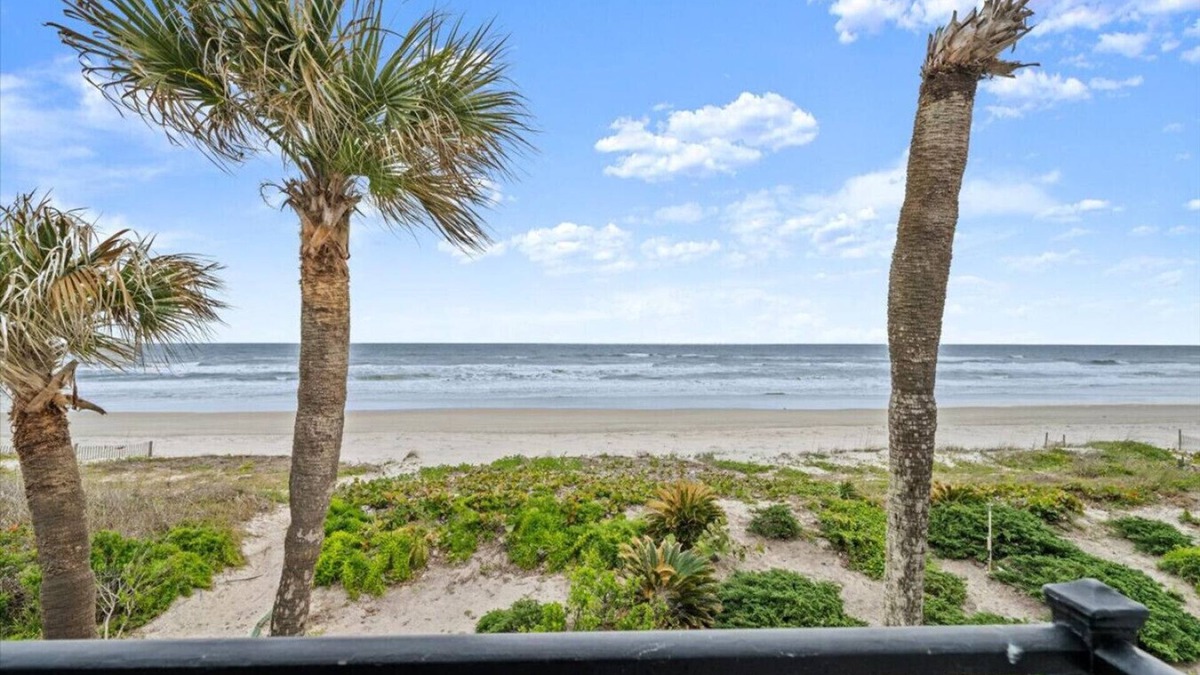 Southern Shores House | Green Palms Oceanfront 2 Bed Townhouse