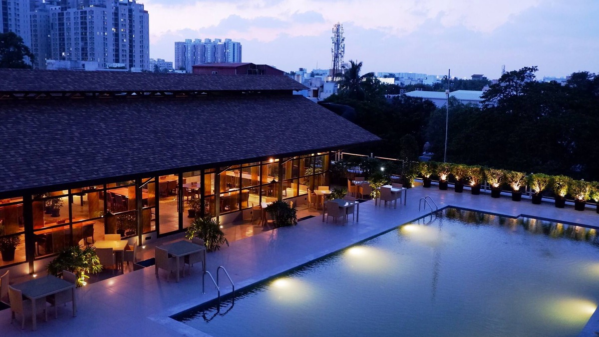 Vadapalani Hotel | Green Park Hotel