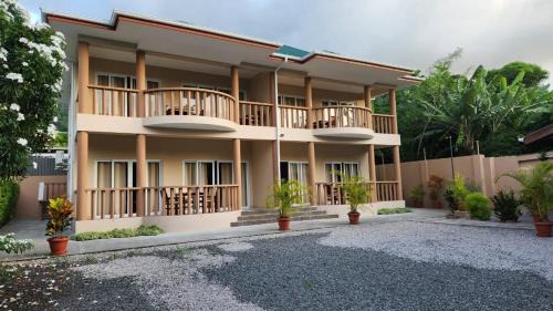 Beau Vallon Apartment | Green self-catering Apartment