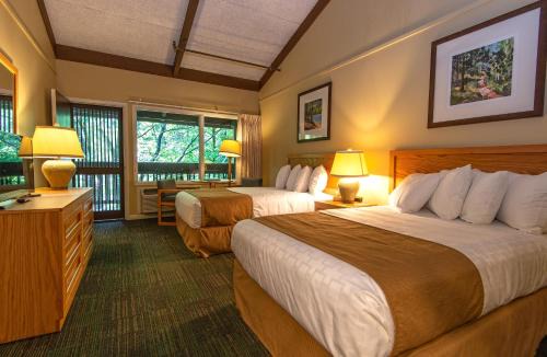 Argillite Resort | Greenbo Lake State Resort Park