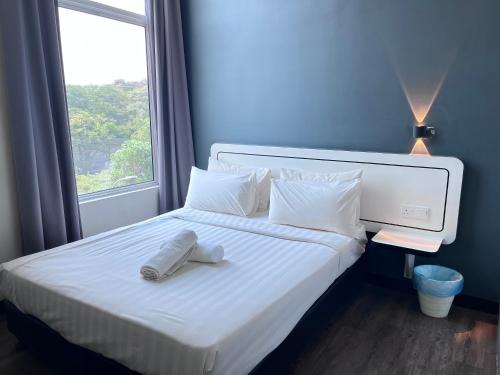 Taman Sri Muda Hotel | Greenery View 15mins to Sunway 2 pax Shah Alam