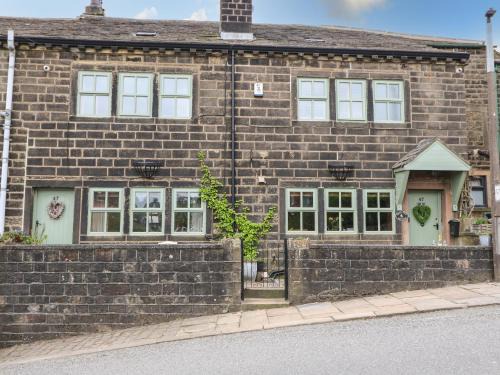 Oakworth House | Greenfield Cottage