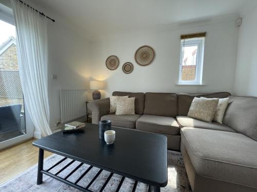 Ashford House | Greenfields House Ashford