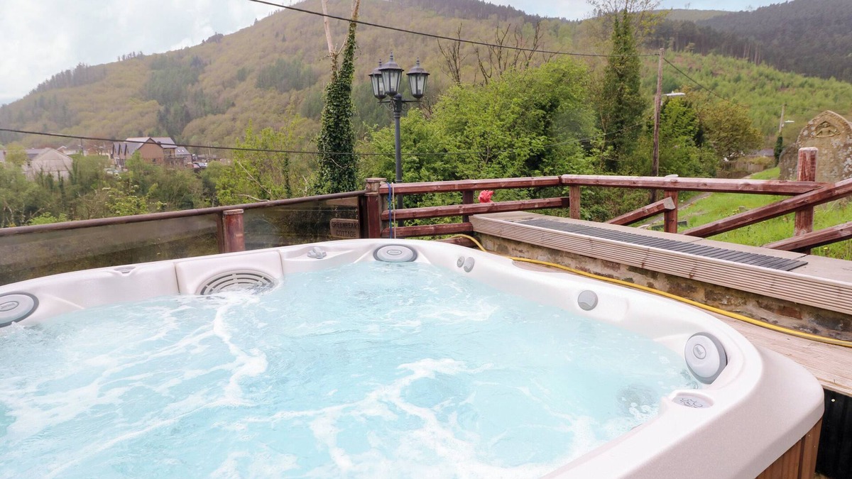 Port Talbot Cottage | Greenheart Cottage