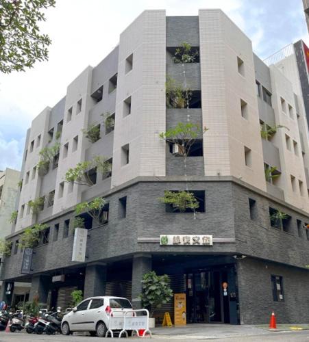 West District Hotel | Greenight Hotel