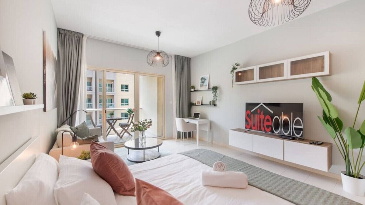 The Greens Apartment | Greens Thayaal 3 313 B · Central studio in The Greens 10min to MetroStation