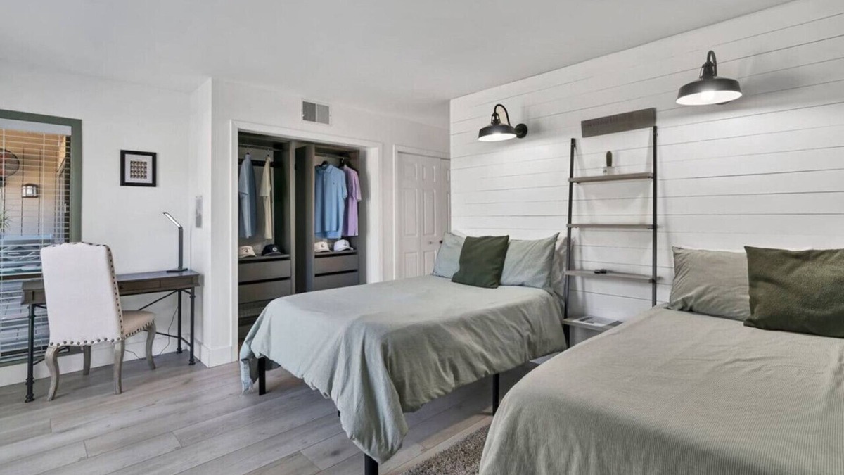 Pinehurst Condo | Greenside Getaway️! Walk to Clubhouse and Cradle! Panoramic Golf Views!
