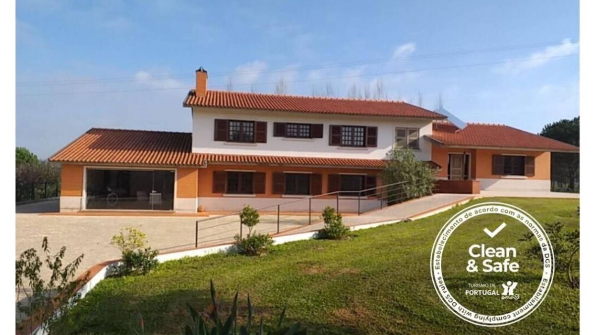 Mira House | Greenside of Sea Hostel