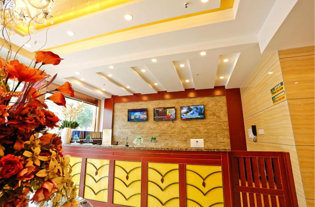 Qingpu District Hotel | GreenTree Inn JiangSu HuaiAn QingPu District Huaihainan Road Express Hotel