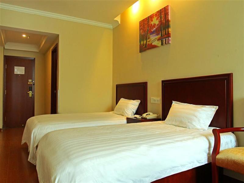 Jurong Hotel | GreenTree Inn JiangSu ZHenjiang Jurong Yalong Business Hotel