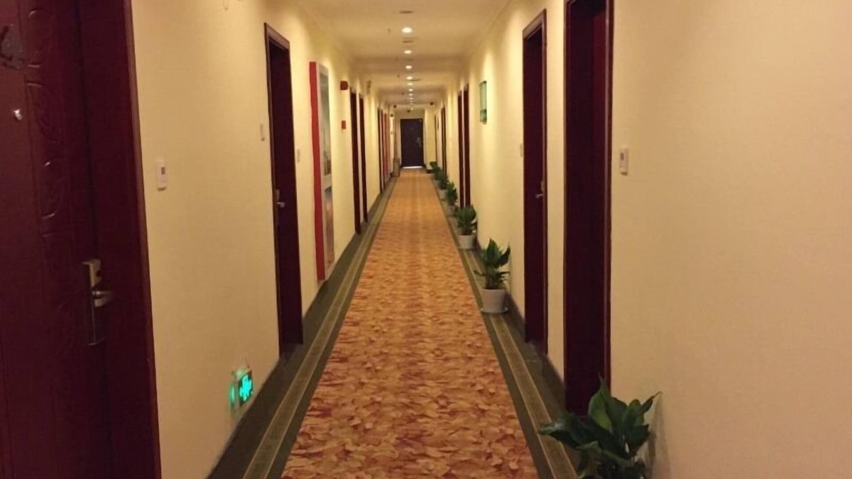 Wuzhong Hotel | GreenTree Inn Suzhou Mudu Ancient Street Express Hotel