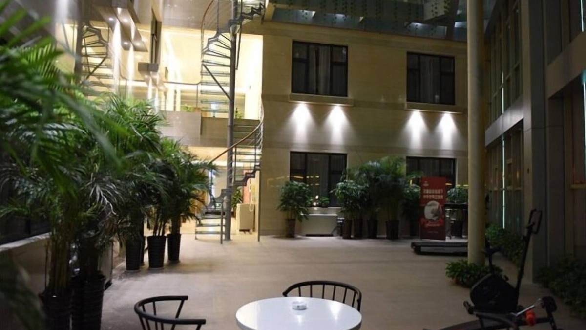 Xingtai Hotel | GreenTree Inn Xingtairen People St Business Hotel