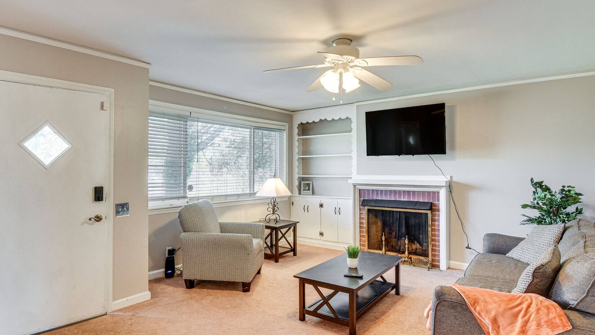 Conestee House | Greenville Home w/Private Yard Near Downtown!