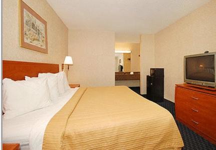 Conestee Hotel | Greenville Inn & Suites