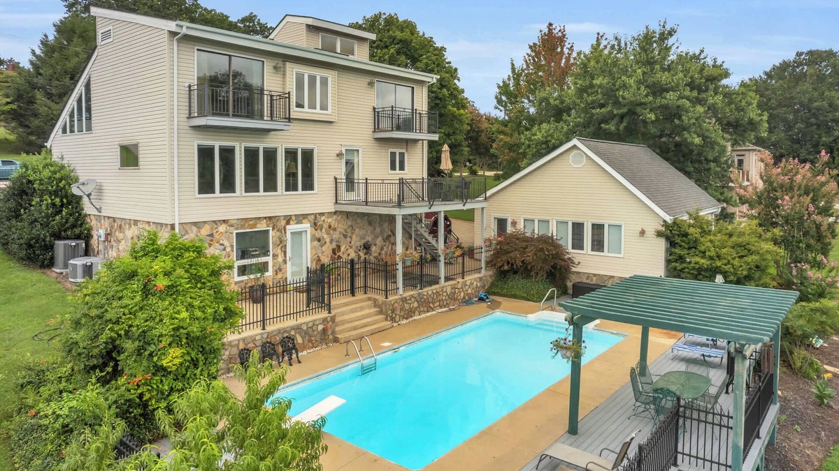Greenville - Spartanburg House | Greenville Pool House Escape - Views & Family Fun