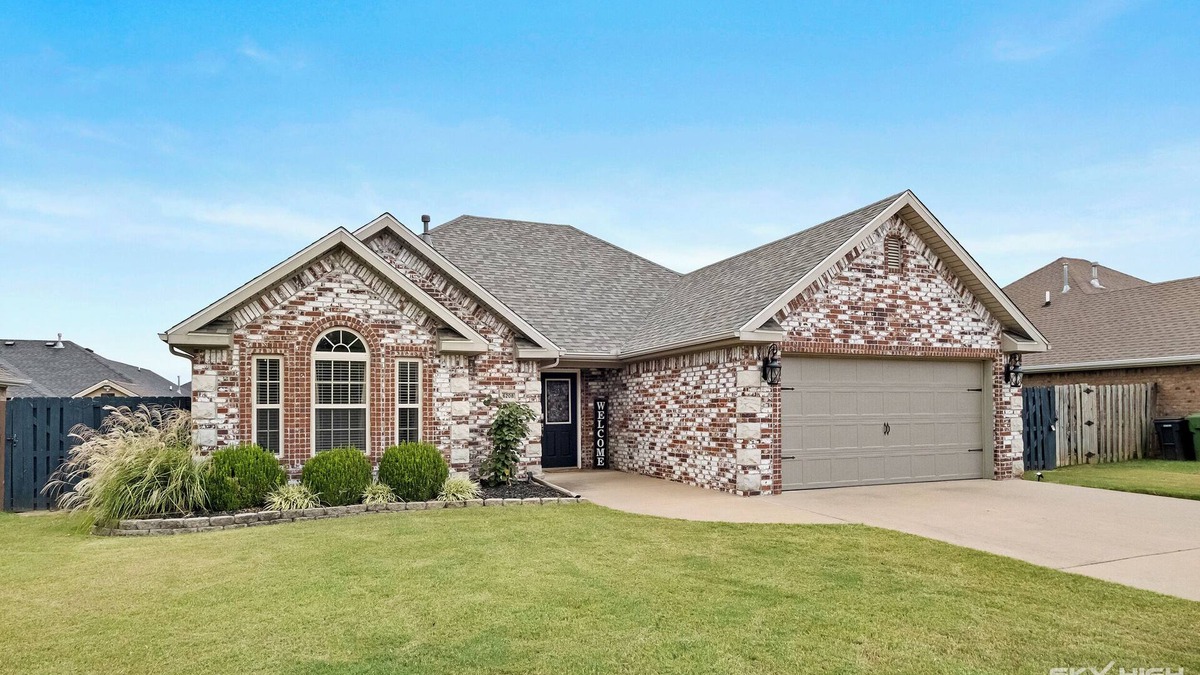 Bentonville - Fayetteville House | Greenway Getaway: Central to NWA & on the Razorback Greenway