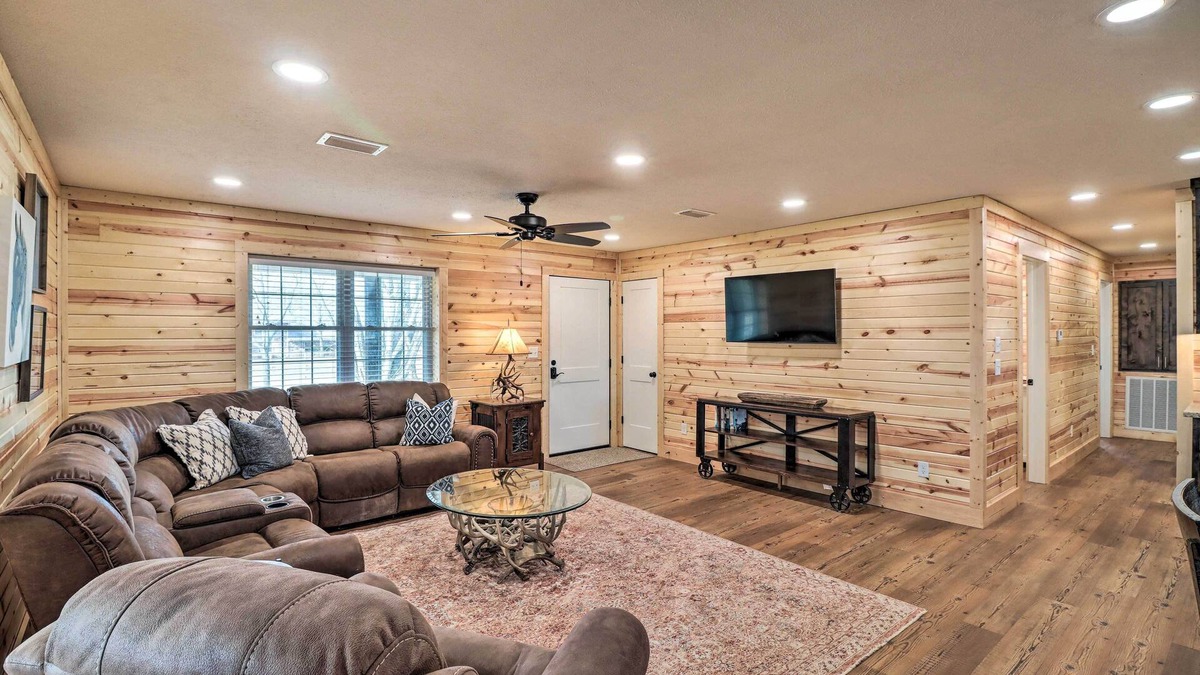 Greers Ferry House | Greers Ferry Home on 40 Acres 1/4 Mi to Lake!