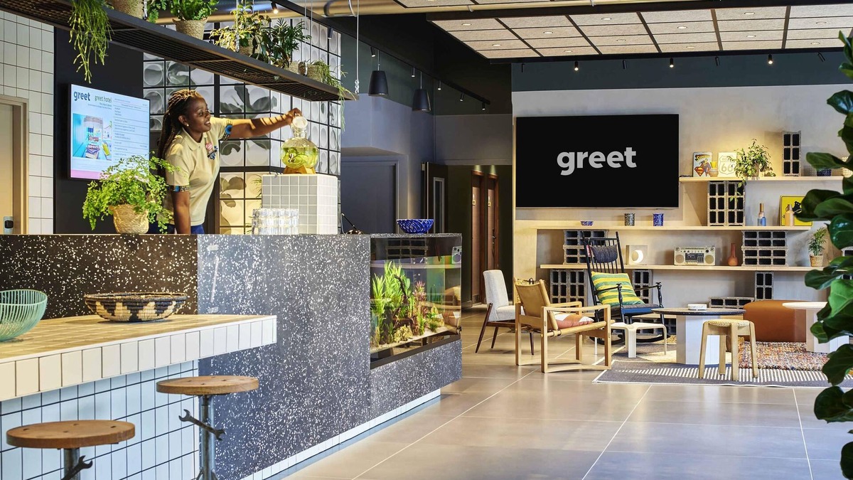 Quartier de la Chapelle Hotel | greet Hotel Paris porte de la Chapelle - Aréna