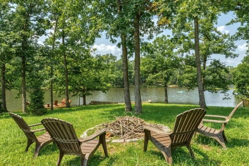 Innsbrook Ski Chalet | Grendel Grove Getaway