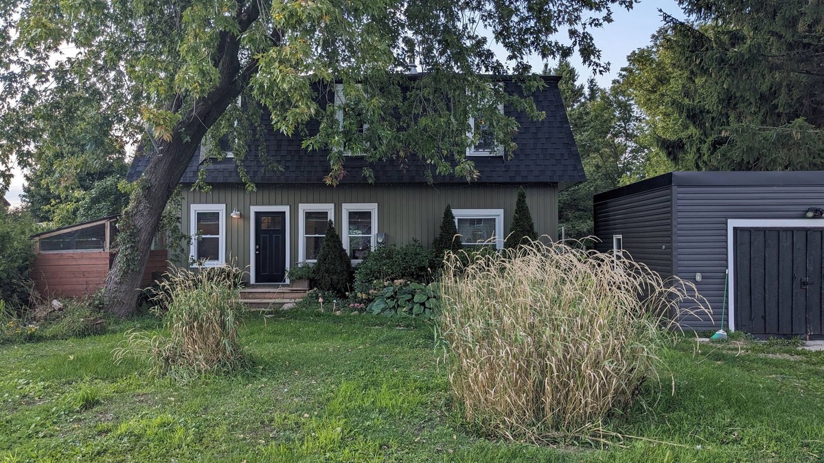 Grey Highlands House | Grey Highlands short drive to skiing and hiking