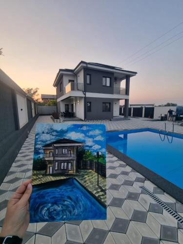 Petrachioaia Villa | Grey House