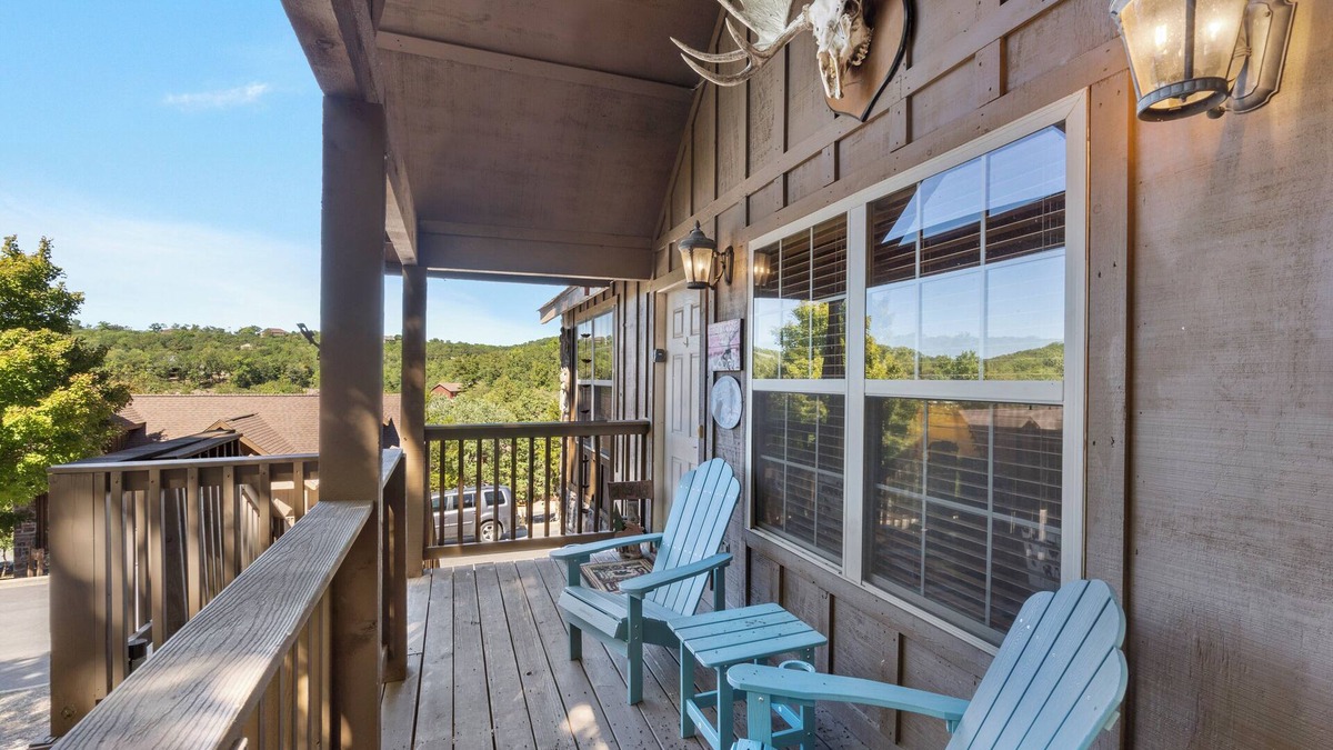 Reeds Spring Cabin | Grey Moose Lodge w/Amenities Access!