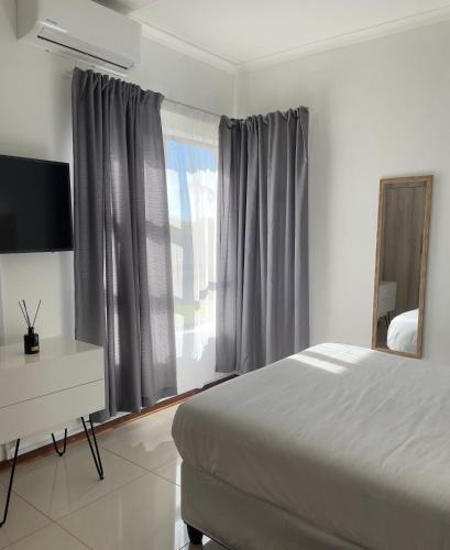 Palapye House | Grey Net