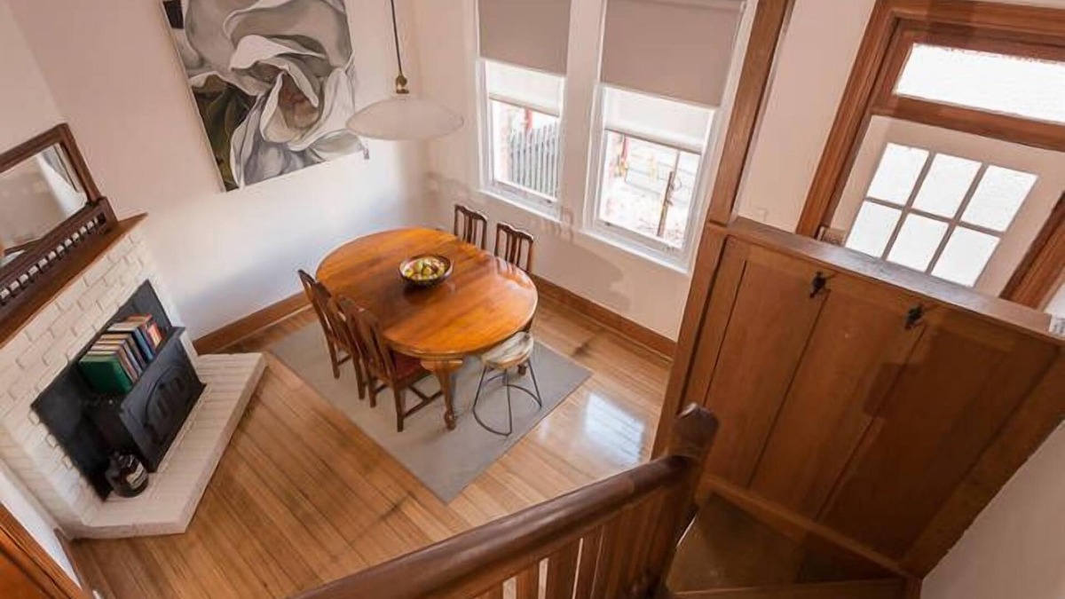 West Hobart House | greydoor43 - luxury town house - West Hobart