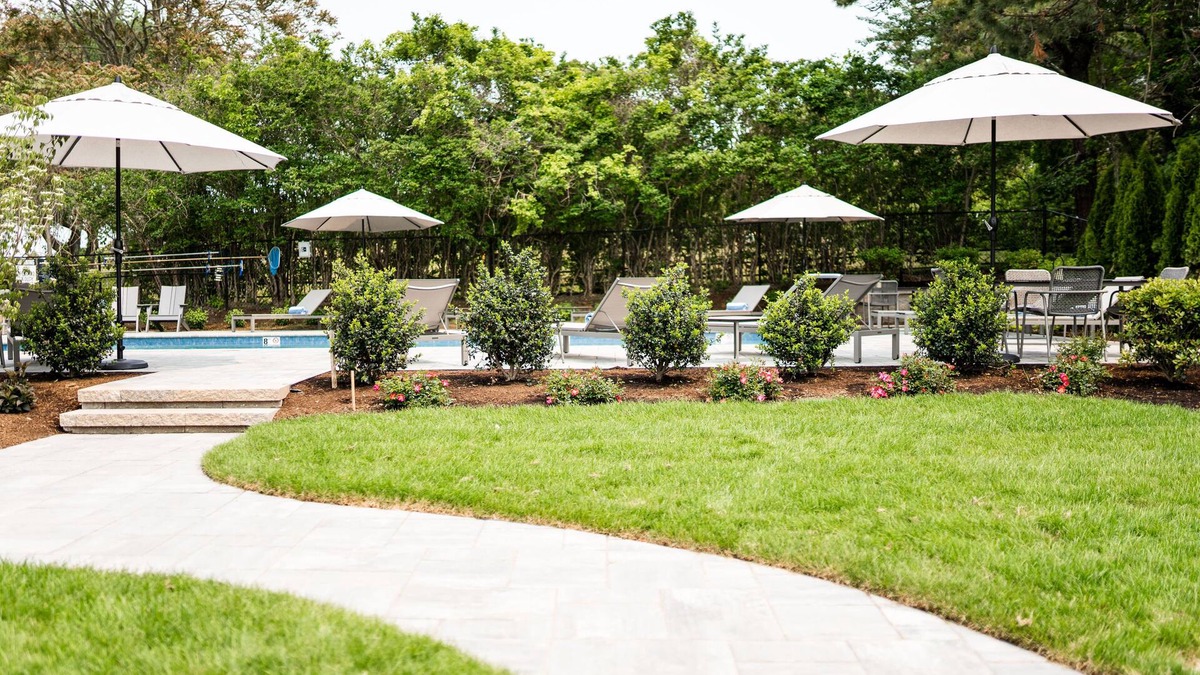 Chatham Hotel | Greyfinch Chatham Inn