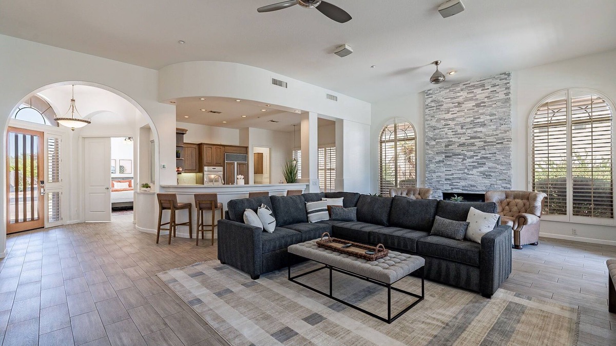 North Scottsdale House | Greyhawk Luxury - Gated - Pool - Patio - Golfer's Haven