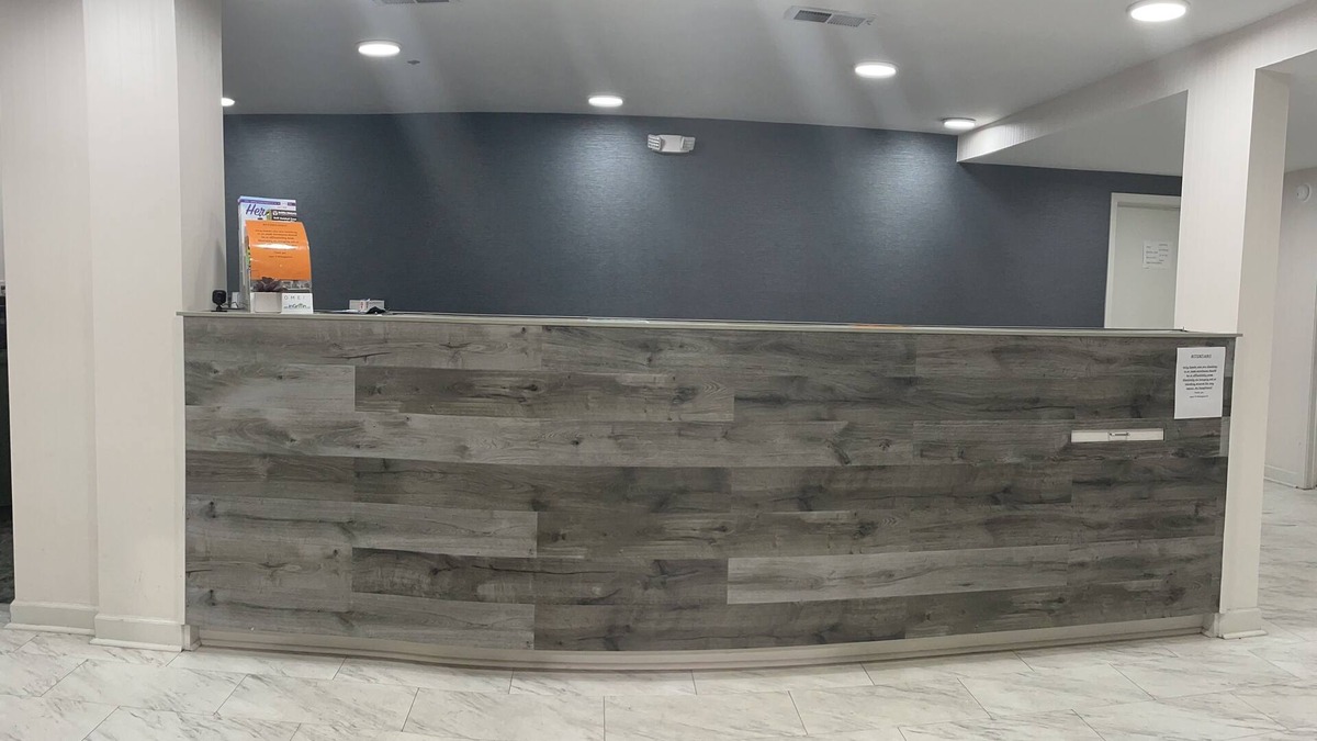 Griffin Hotel | Griffin Inn and Suites