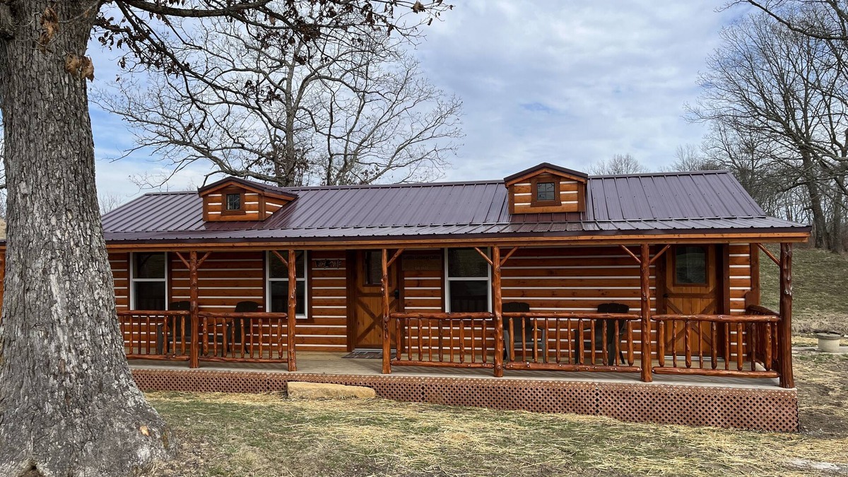 West Union Cabin | Griffis Game Hunting and/or Getaway