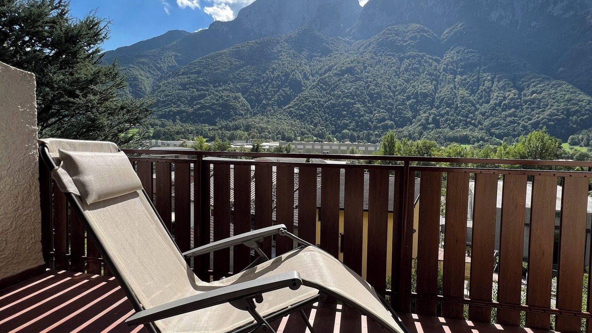 Primaluna Apartment | Grigna2410 - Two Bedroom Apartment, Sleeps 5