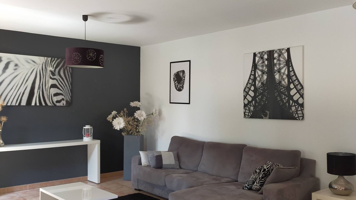 Grillon House | Grillon in the Enclave des Papes, 4 km from Château de Grignan.