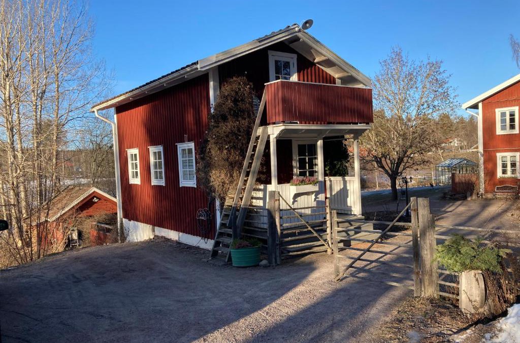 Hogbo Villa | Grindstugan Högbo