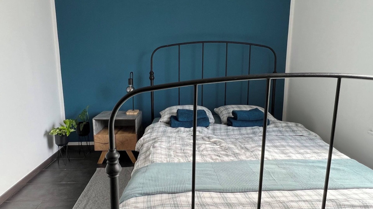 Sossenheim Apartment | Große Komfortable Ferienwohnung - 12 min zur Messe Oder Flughafen