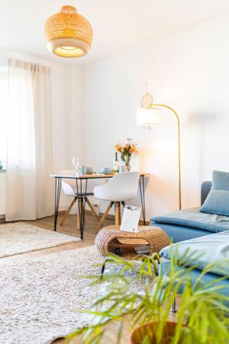 Jena-Nord Apartment | Große Wohnung mit Balkon, Waschmaschine und Smart TV