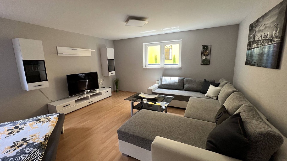 Oberwarngau Apartment | Großzügige Ferienwohnung im Oberland