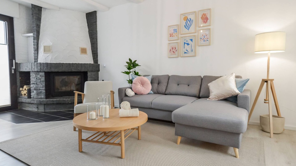 Guetersloh Apartment | Großzügige & Moderne Wohnung Wifi Terrasse