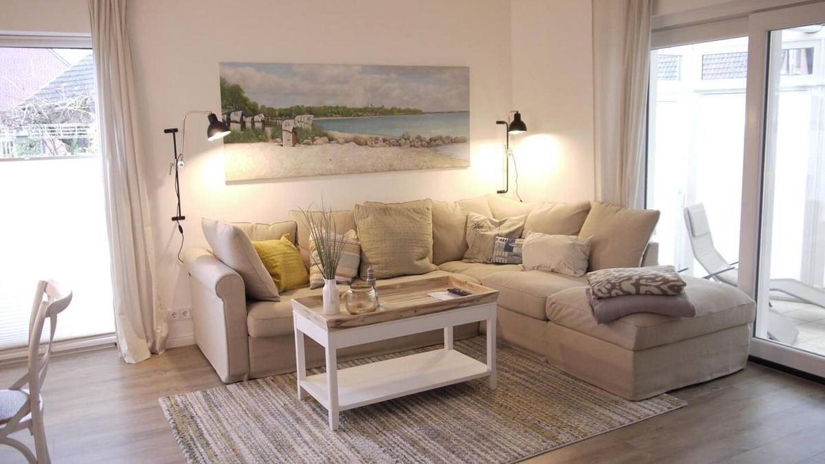Haffkrug Apartment | Großzügige Wohnung auf 125qm mit Terrasse, Wintergarten, Sauna und Kamin