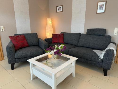Tucheim Apartment | Großzügige Wohnung mit Schreibtischarbeitsplatz in Genthin OT Tucheim