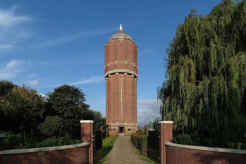 Wieringerwaard Villa | Groeps-, Retreat- en Trainingsaccomodatie De Waterkroon!