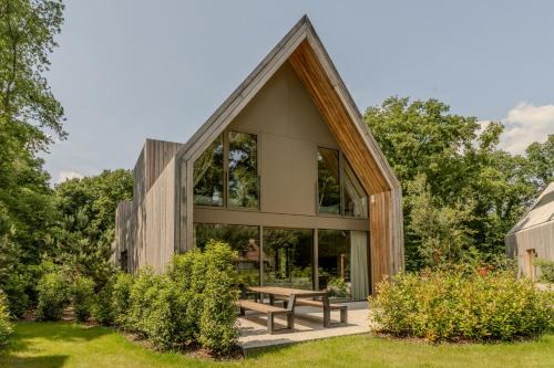 Zolder House | Groepslodge - 10 personen - Woodz Lodges