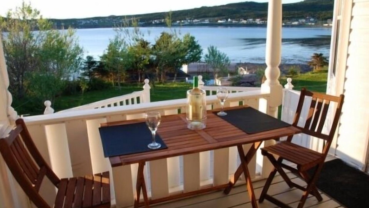 Rocky Harbour House | Gros Morne National Park