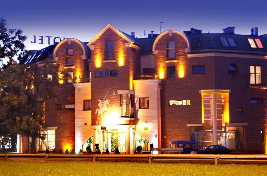 Malbork Hotel | Grot Hotel