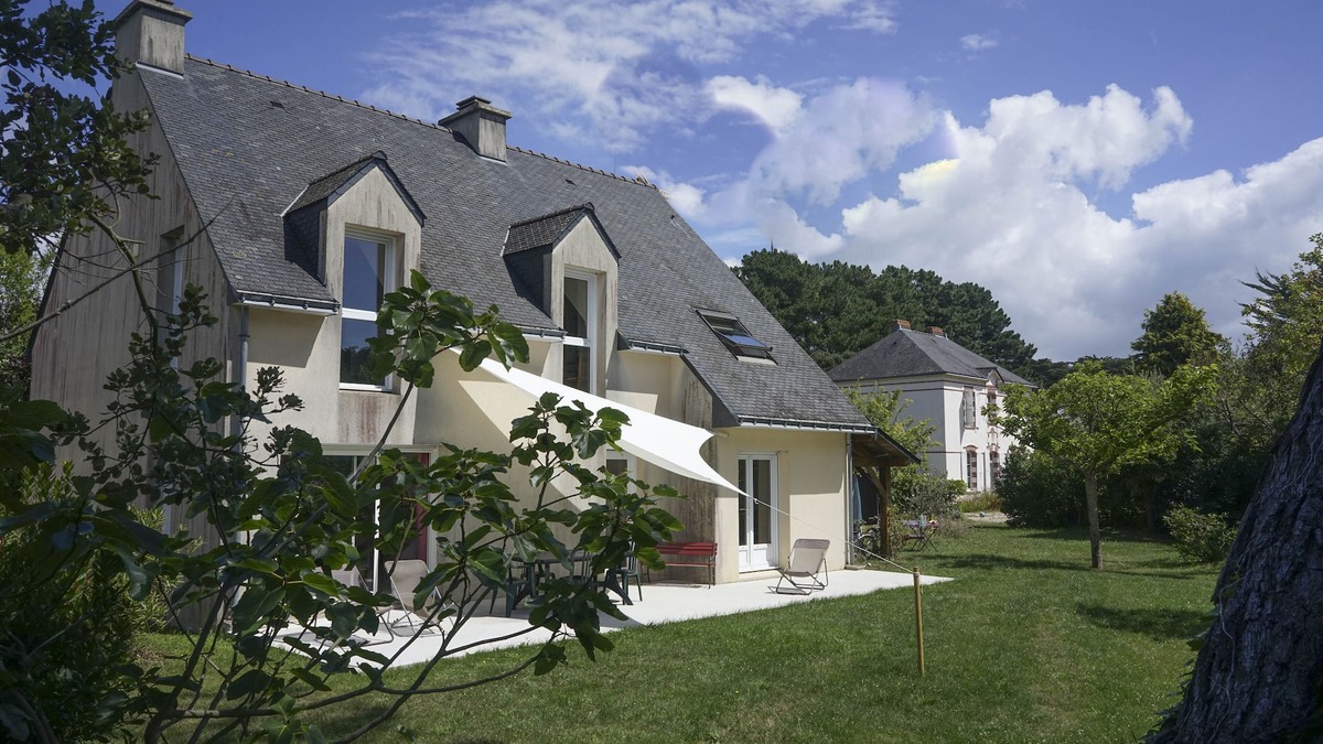 Saint-Gildas-de-Rhuys House | Ground floor, quiet garden, next to sea, Rhuys peninsula. Near Gulf of Morbihan