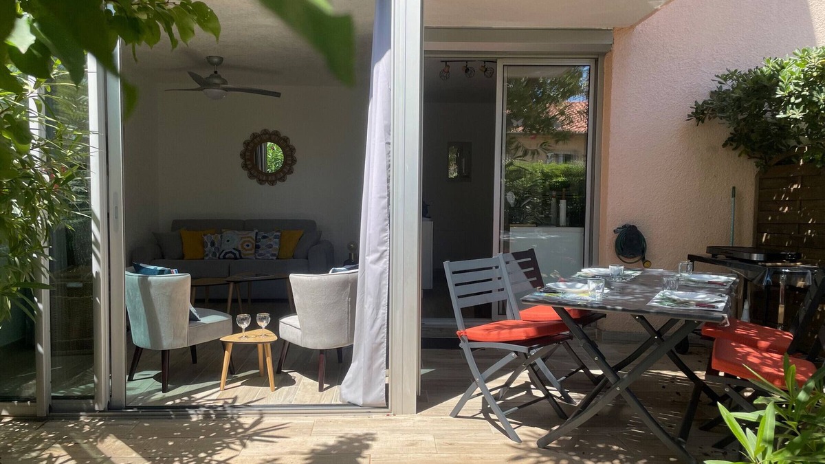 Argeles-sur-Mer Apartment | Ground Floor Apartment in Argelès-sur-Mer, Sleeps 4, Garage, Garden, Near Beach