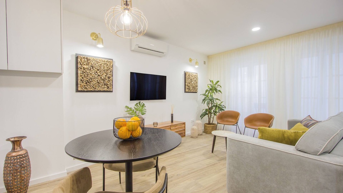 Guimaraes House | Ground Floor Apartment With Patio in Guimarães City Center