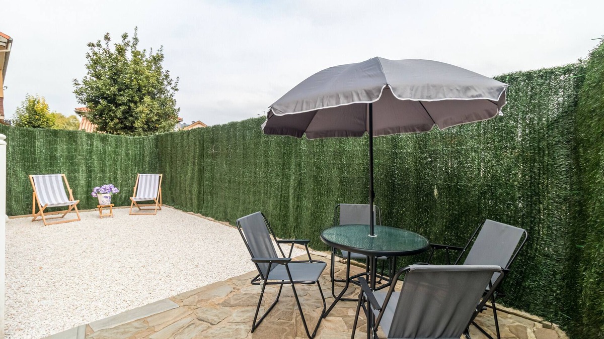 Liencres Apartment | Ground Floor Apartment with Garden 'Costa Quebrada'